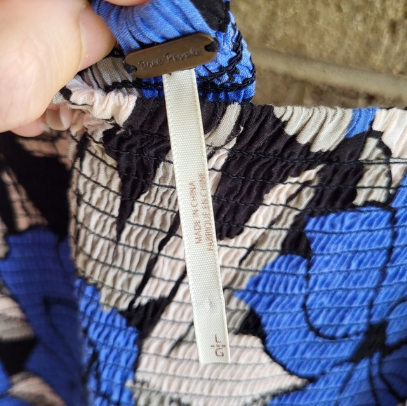 Free People Louise Floral Off The Shoulder Smocked Bodice Mini Dress L Blue - Picture 3 of 8